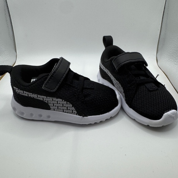 Puma Toddler Size 5M Girls & Boys Black and White Sneakers - Picture 1 of 8